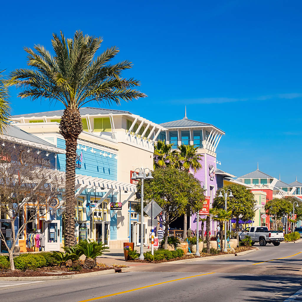 DIR-florida-panama-city-beach-downtown-district-stores