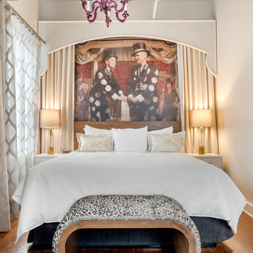The_Marquee_In_Room_Directory-Gallery3
